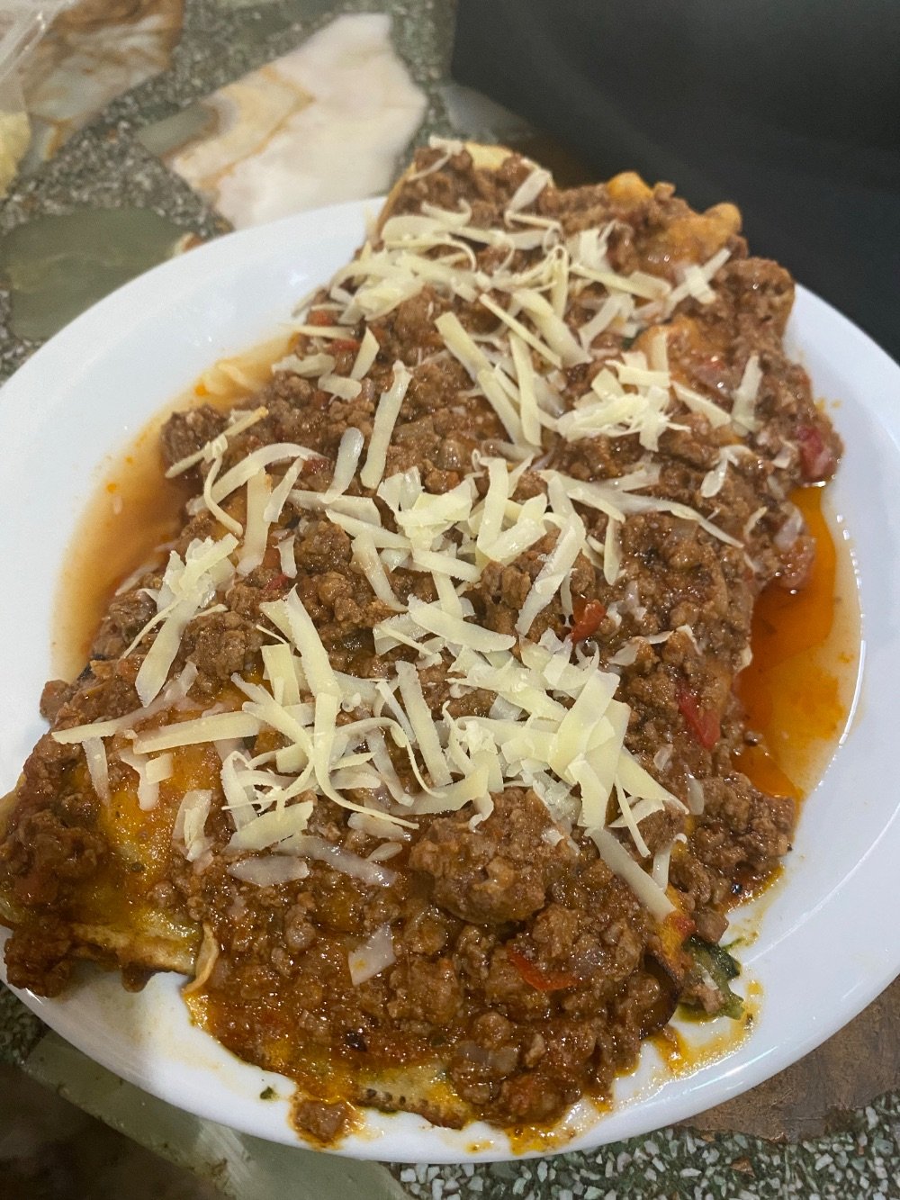 Canelones de verdura con salsa